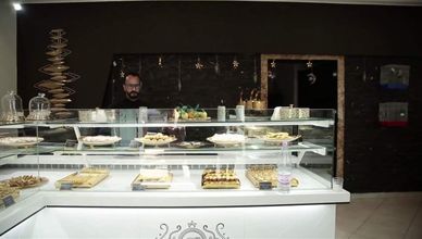 صناعة الحلويات التقليدية