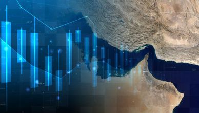 مضيق هرمز تحت الضغط.. تحذيرات متبادلة ومخاطر اقتصادية