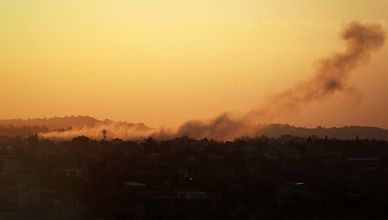 من لبنان إلى سوريا.. تصعيد إسرائيلي متزامن يربك الإقليم