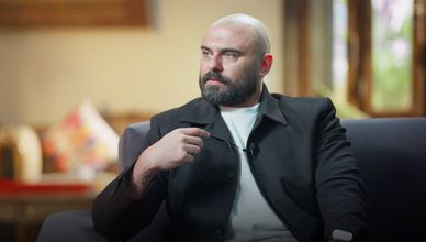 من كرة القدم إلى التمثيل.. أسرار قرار أحمد صلاح حسني في ضيفي