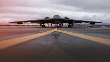 نورثروب B-2 سبيريت.. قاذفة قنابل استراتيجية