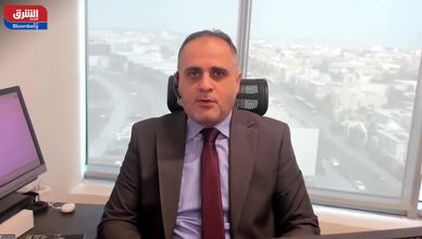 الصين تفرض عقوبات على 5 شركات أميركية.. والنفط يتراجع