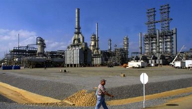 أندريه كوفاتاريو: ارتفاع أسعار النفط لأكثر من 100 دولار سيضر بالطلب