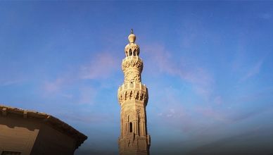 أهلة المساجد.. صنعة يدوية تحافظ على التراث