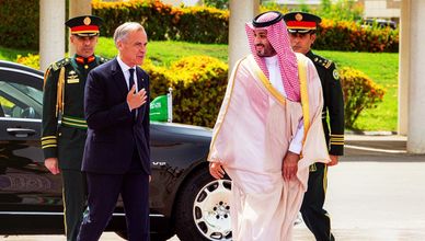 التصعيد في إيران يرفع الترقب.. والسعودية وكندا توسعان التعاون
