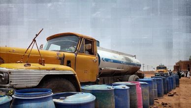 الحرب والعطش.. سكان الخرطوم يواجهون تحديا يوميا للبقاء