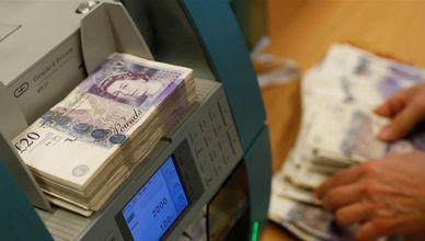 الجنيه الإسترليني عند أدنى مستوياته في 6 أشهر