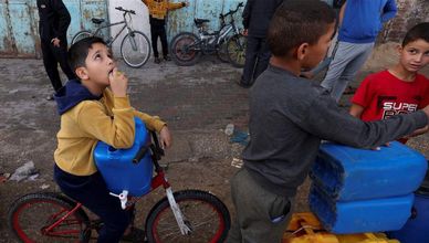 غزة تنتظر التنفيذ.. الهدنة تقترب والغارات مستمرة