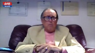 هاني توفيق: أتوقع رفع سعر الفائدة بـ1% وتعويم جديد للجنيه في مصر