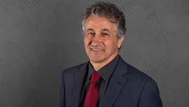 ماجد شرقي.. عالم الفيمتو ثانية يحصد نوابغ العرب 2025