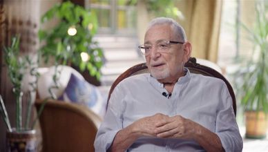 عدلي القيعي: منة منذ طفولتها وهي تهوى الشعر وكتابة الأغاني