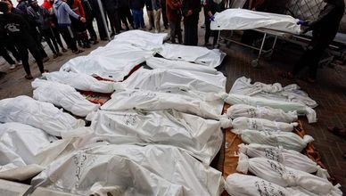 الهلال الأحمر الفلسطيني لـ"الشرق": إسرائيل تطلب من سكان غزة النزوح لمنطقة ما ثم تقصفها