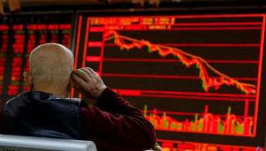 رسائل متفاوتة بشأن نشاط المصانع في الصين