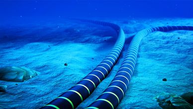 مضيق هرمز.. الخطر الخفي الذي يهدد الإنترنت العالمي