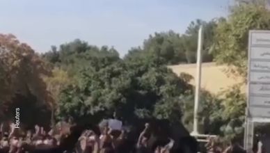 ذكرى وفاة مهسا آميني ترقب في الشارع الإيراني