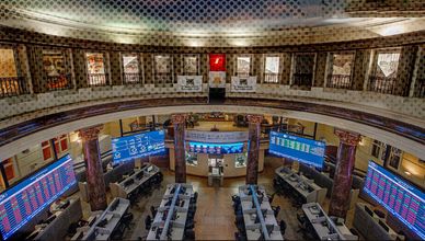 البورصة المصرية تواصل رالي المكاسب.. وقطاع البنوك يدعم "تاسي"