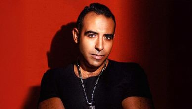 محمد عدوية.. مسيرة نجم شاب بدأت بمشاركة والده