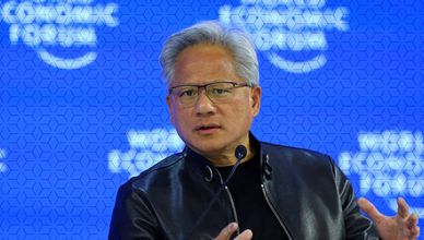 رئيس "إنفيديا": نحن بعيدون عن فقاعة الذكاء الاصطناعي