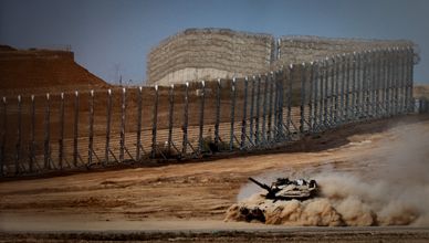 إسرائيل تبدأ "اجتياح غزة".. وروسيا تتهم الغرب بـ"اللأخلاقية"
