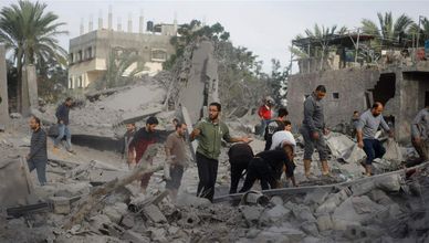 قبل بدء الهدنة.. قصف مكثف على غزة