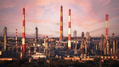 النفط يرتفع وسط عقوبات على روسيا.. والذهب يواصل لمعانه