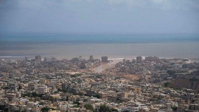 ما هي المخاطر والآثار الاقتصادية للكوارث الطبيعية على دول المنطقة؟