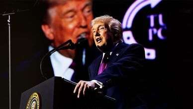 ترمب: إنهاء حصار مواني إيران فور توقيع الاتفاق المرتقب