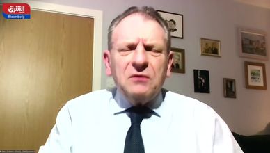 ترمب وباول.. صدام السياسة والنقد يعيد القلق للأسواق