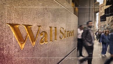 وول ستريت تواصل الصعود بدعم البنوك وتراجع النفط