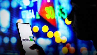 تراجعات في السوق السعودية.. وترقب لنتائج "أرامكو"