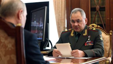ما أسباب زيادة روسيا ميزانيتها الدفاعية 70%؟
