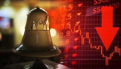 "EGX30" يتخلى عن مكاسب مطلع الجلسة.. وموجة بيعية تضغط على تاسي