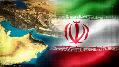 إيران تبدي مرونة تفاوضية بشأن "هرمز".. والأردن يستهدف متطرفين في سوريا
