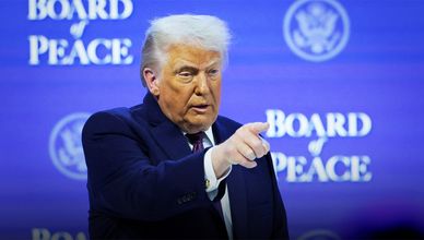 ترمب في دافوس.. رسائل تهدئة وحراك دبلوماسي متعدد المسارات