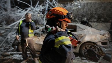 إيران وإسرائيل.. تصعيد يفتح باب "السيناريوهات المعقدة"