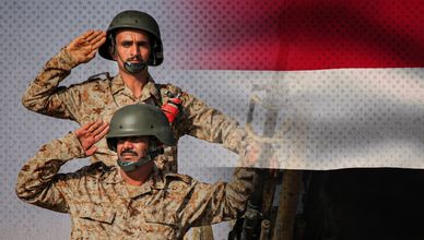 الجيش اليمني يكثف ضرباته ضد الحوثيين.. واعتراض هجمات باتجاه السعودية