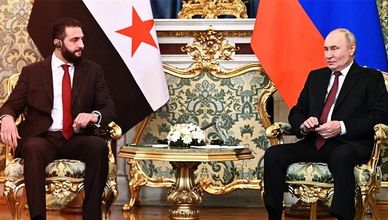الرئيس السوري يزور موسكو.. وترمب يلوح بعودة القتال في غزة
