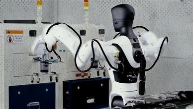 هل الذكاء الاصطناعي مسؤول فعلا عن موجة تسريح الموظفين؟