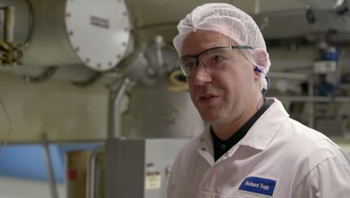 مصنع الأدوية