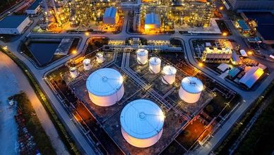 تصعيد جديد.. استهداف لمراكز الطاقة