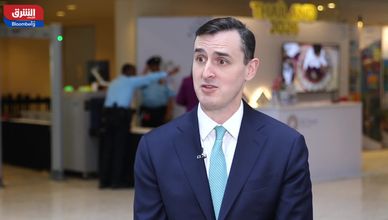 هل يواجه الاقتصاد العالمي مخاطر الركود أم يواصل التماسك؟