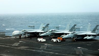 سيطرة جوية على طهران.. وواشنطن: الحرس الثوري تسلل إلى لبنان