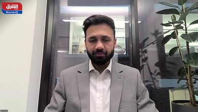 النفط يتحرك بحذر بين المخاطر السياسية وزيادة الطلب المتوقع عالميا