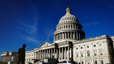 الحرب على إيران.. معركة تمويل بالكونجرس