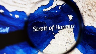 مضيق هرمز.. بين القيود الإيرانية واستمرار تدفق النفط