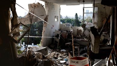 غارات تستهدف البنية العسكرية الإيرانية.. وطهران تكثف الهجمات على شمال إسرائيل