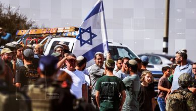 الضفة الغربية.. قيود على حركة الفلسطينيين وتوسع استيطاني إسرائيلي