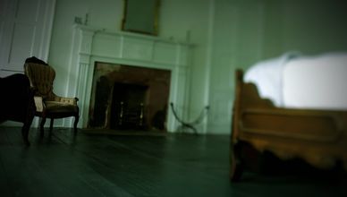 الحانة المسكونة