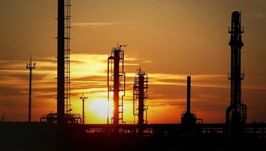 إيران أمام أسبوعين حاسمين.. وبرنت فوق 70 دولارا