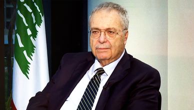 نائب رئيس وزراء لبنان لـ"الشرق": لبنان بات ساحة صراع.. وحزب الله زج بنا في "الحرب الواحدة"